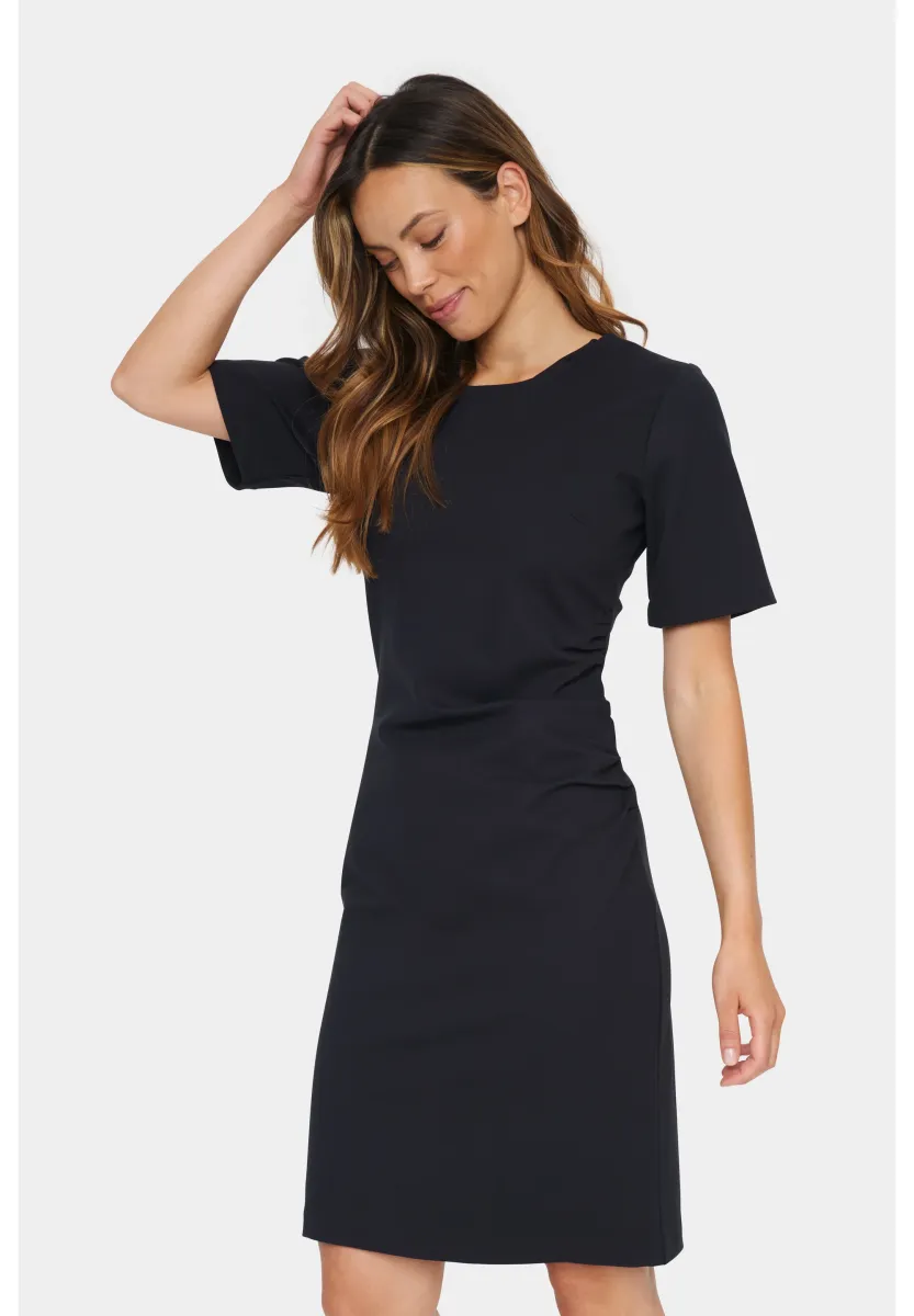 GENNYSZ - Etuikleid - black