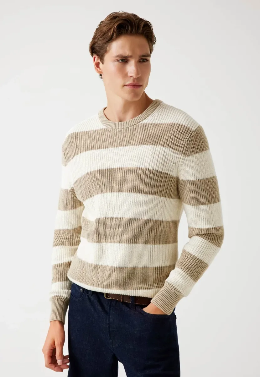 GESTREIFTER - Strickpullover - creme