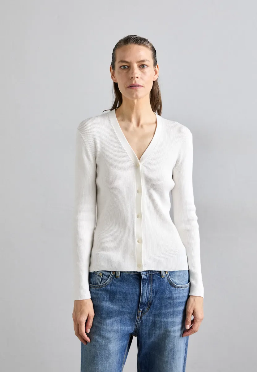 GIANE - Strickjacke - soft white