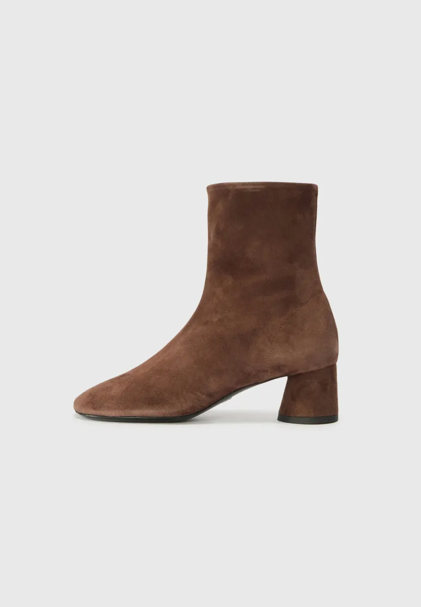 GLOVE - Stiefelette - chocolate
