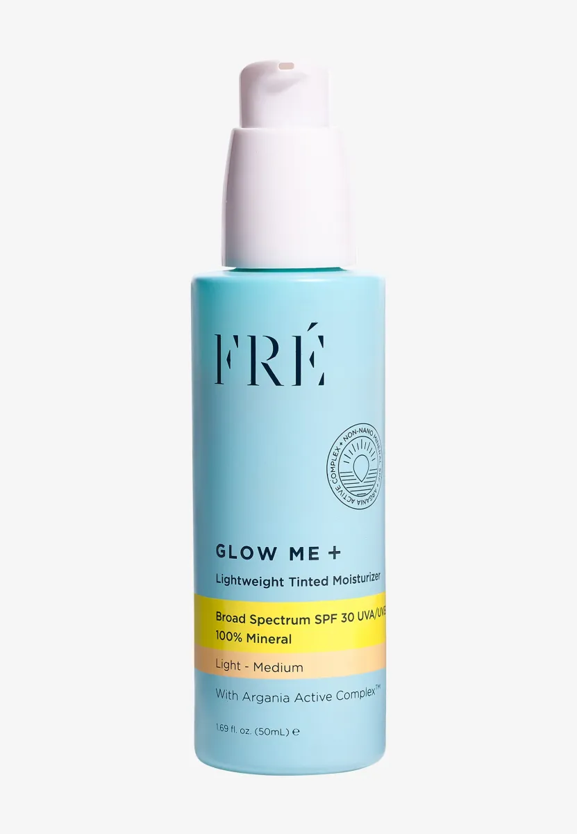 GLOW ME + MINERAL 30 LIGHT - Getönte Tagespflege