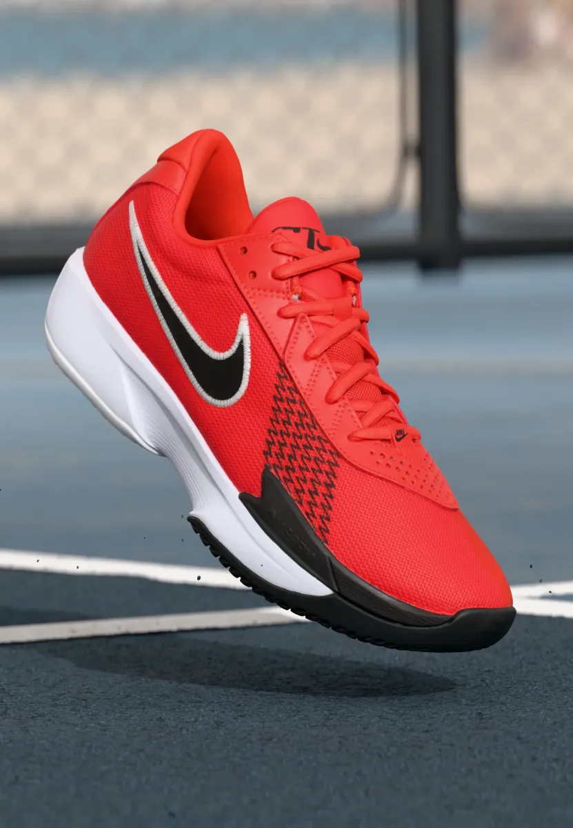 GT CUT ACADEMY - Basketballschuh - picante red/black/white