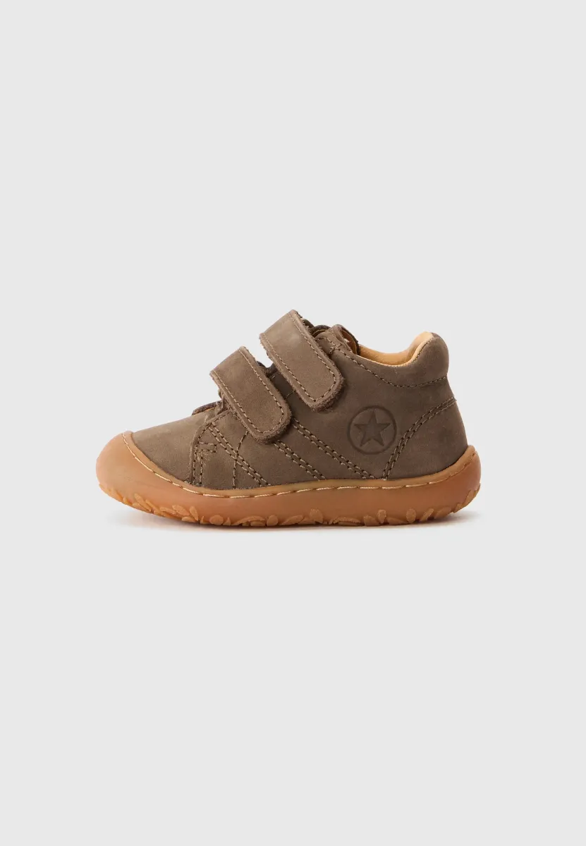 HALE UNISEX - Krabbelschuh - dark brown