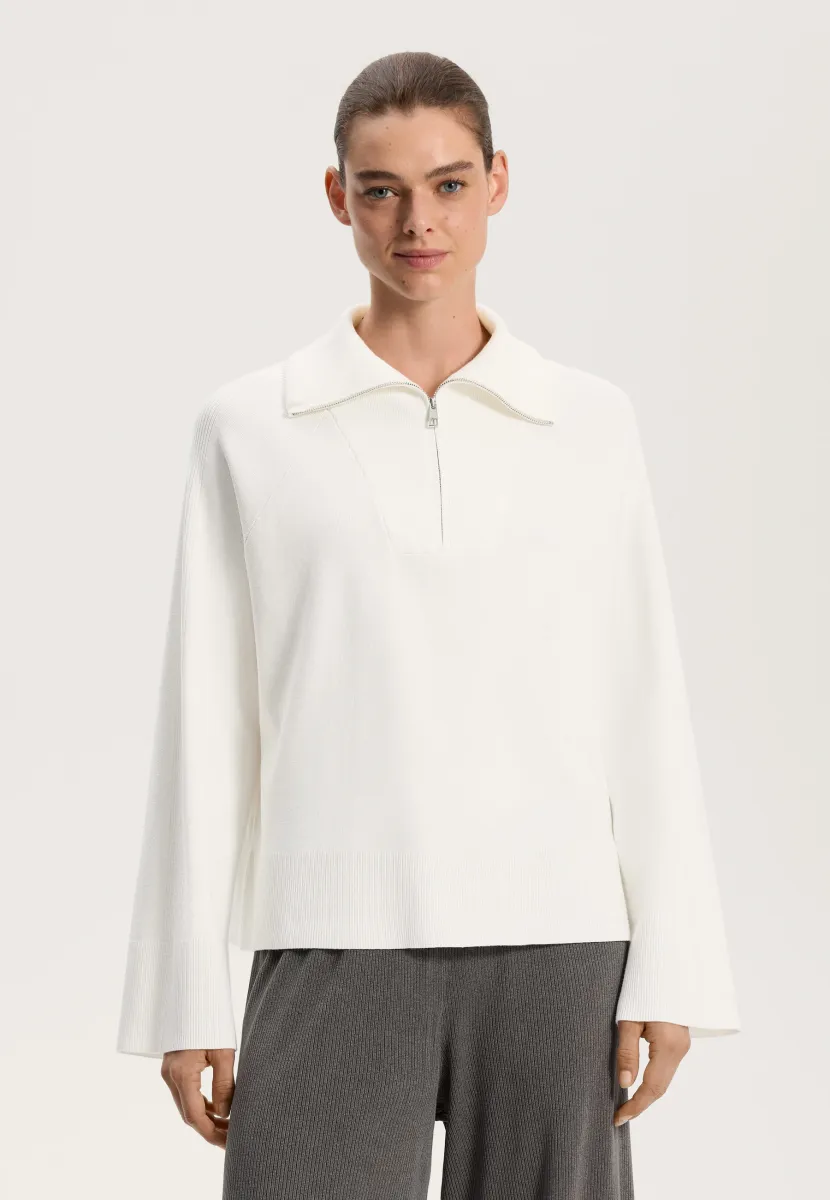 HALF-ZIP - Strickpullover - white