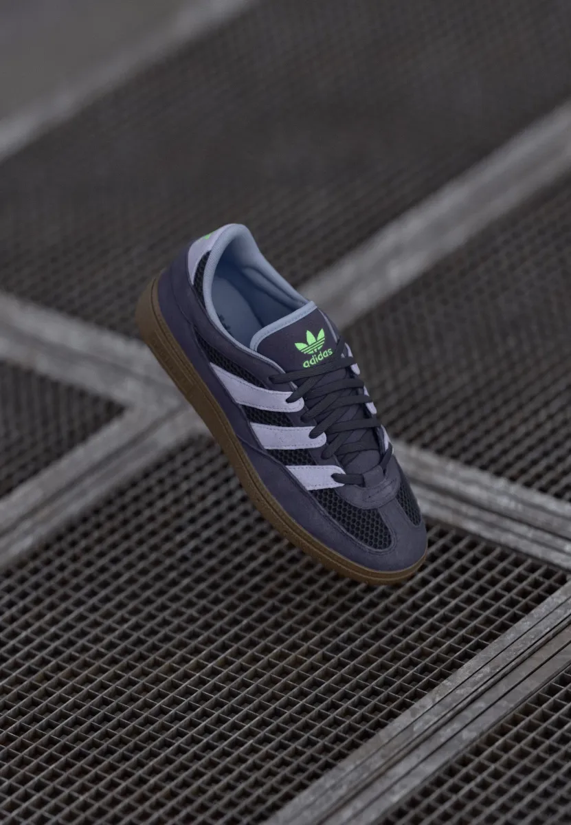 HANDBALL SPEZIAL ST UNISEX - Skateschuh - aurora black/silver violet/lime burst
