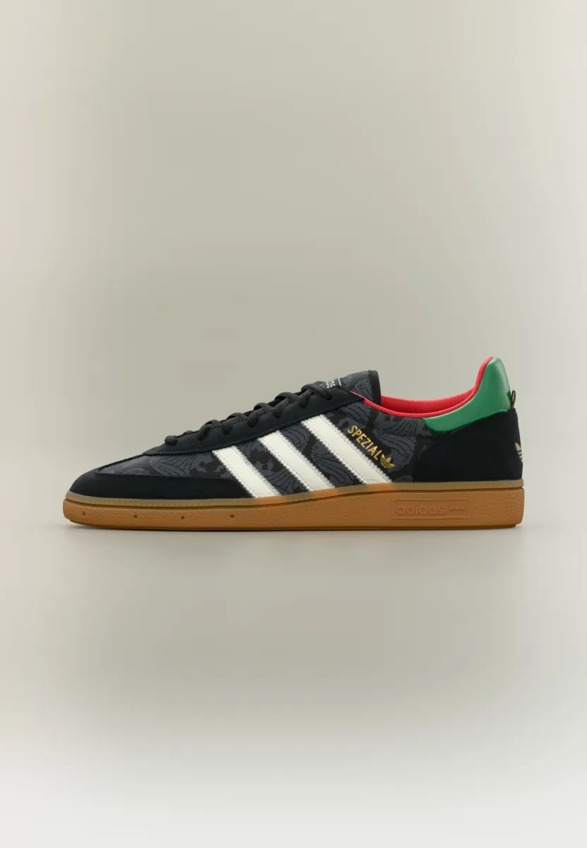 HANDBALL SPEZIAL UNISEX - Sneaker low - core black/core white/green