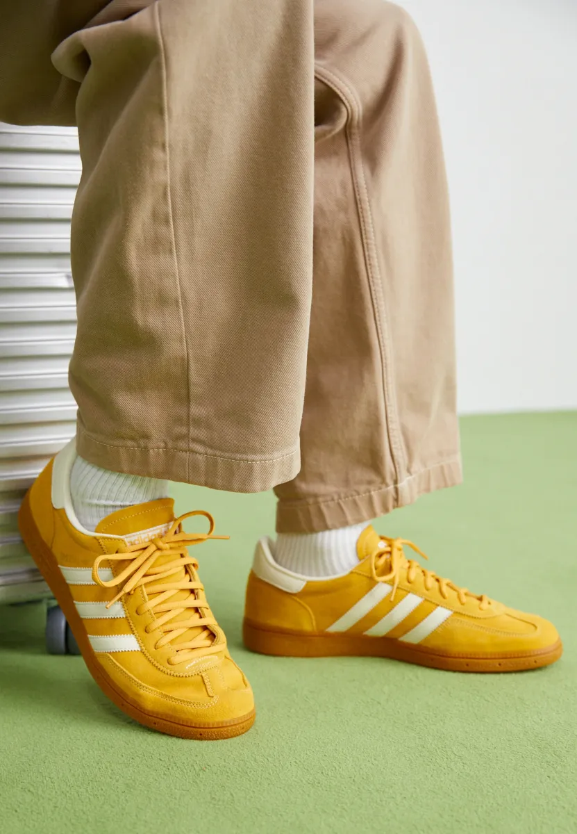 HANDBALL SPEZIAL UNISEX - Sneaker low - preloved yellow/cream white/footwear white