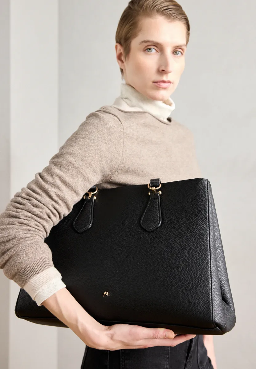 Handtasche - black