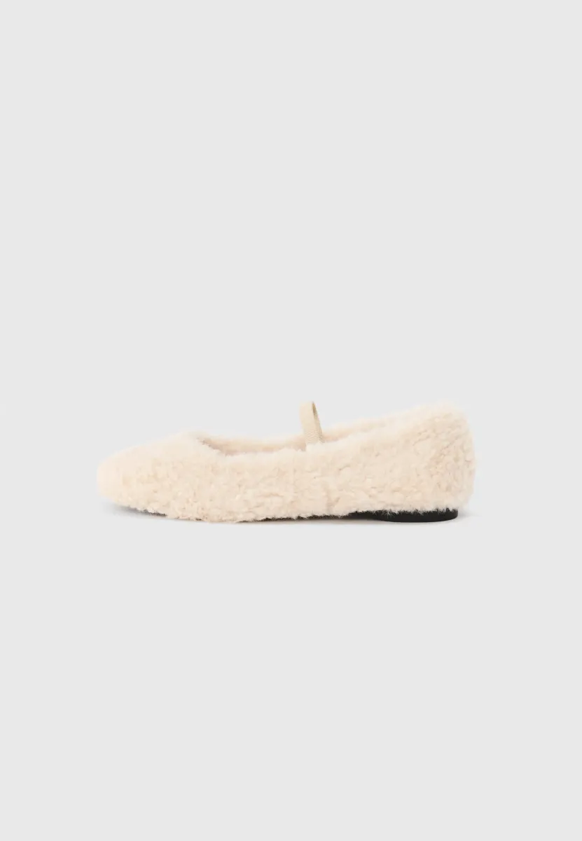 Hausschuh - off-white