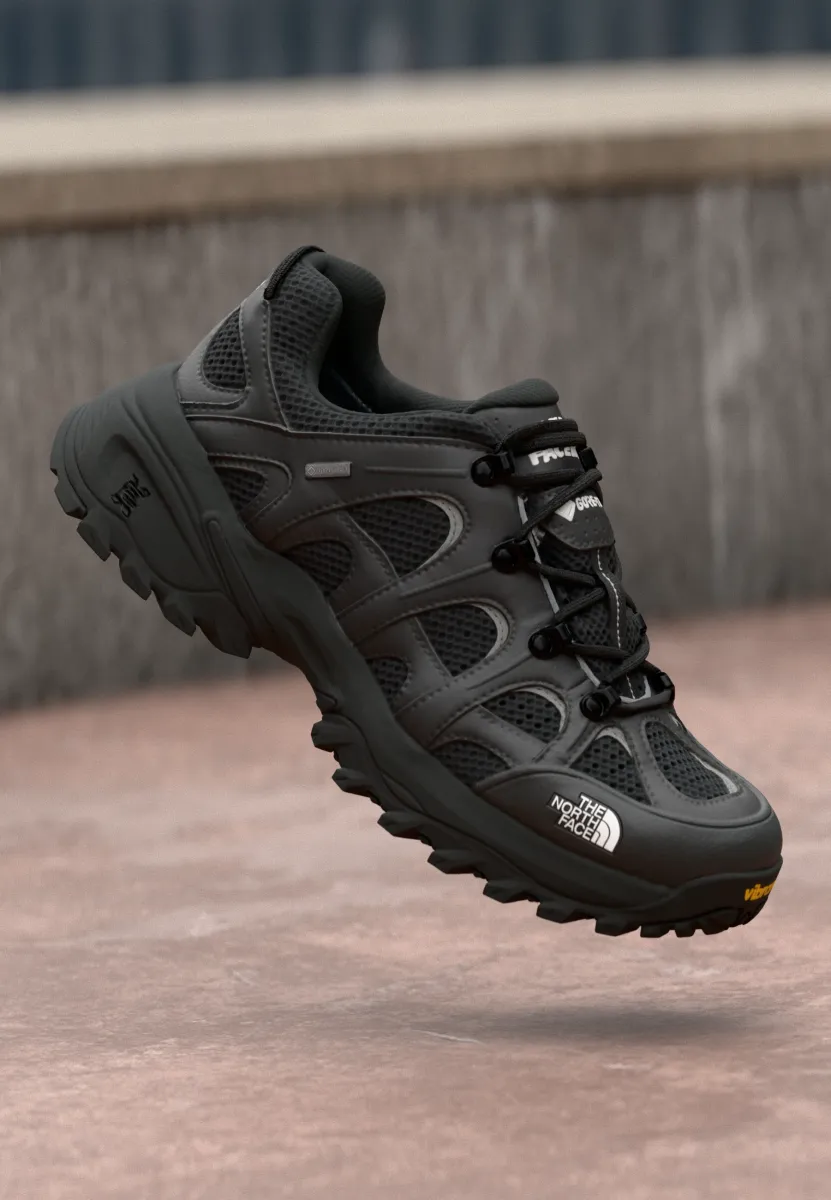 HEDGEHOG 06 GORE TEX UNISEX - Sneaker low - tnf black/tnf white