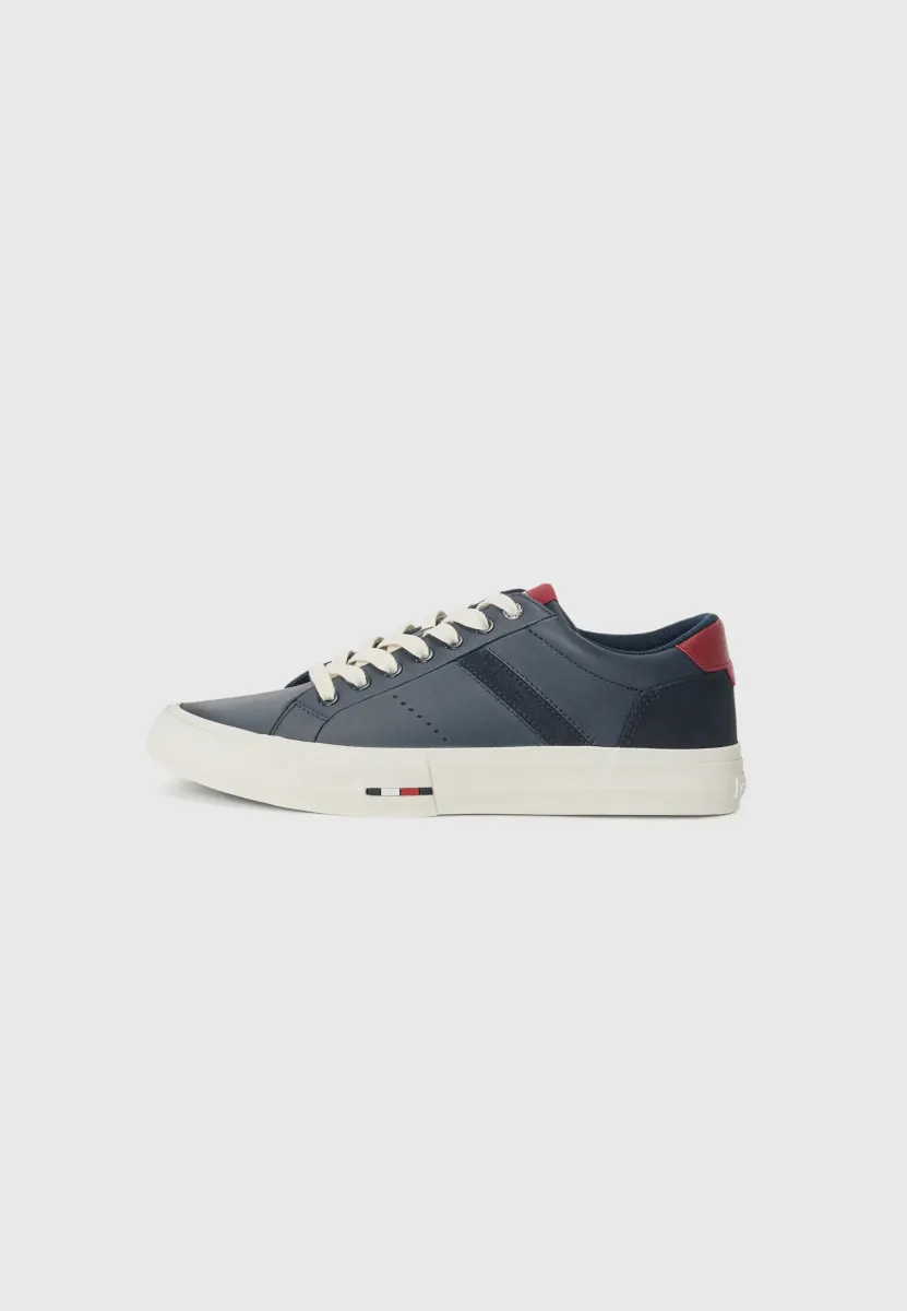 HI VULC STREET - Sneaker low - desert sky