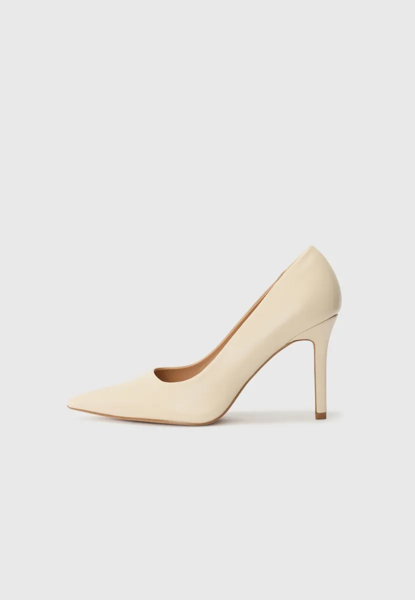 High Heel Pumps - beige