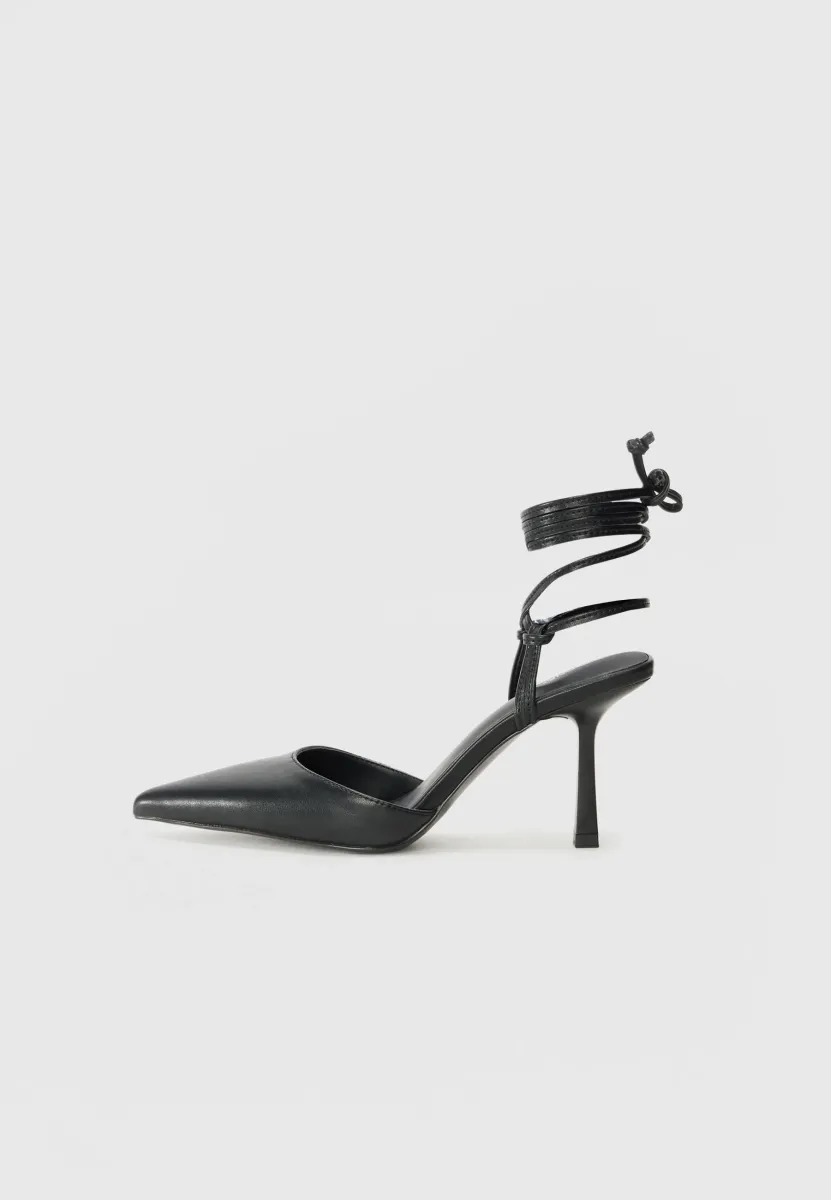 High Heel Pumps - black