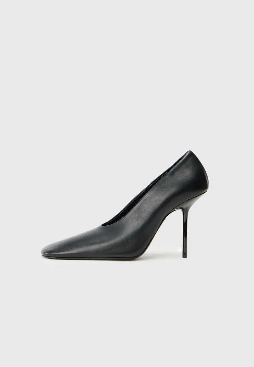 High Heel Pumps - black