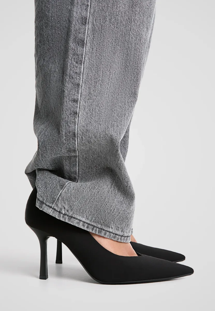 High Heel Pumps - black