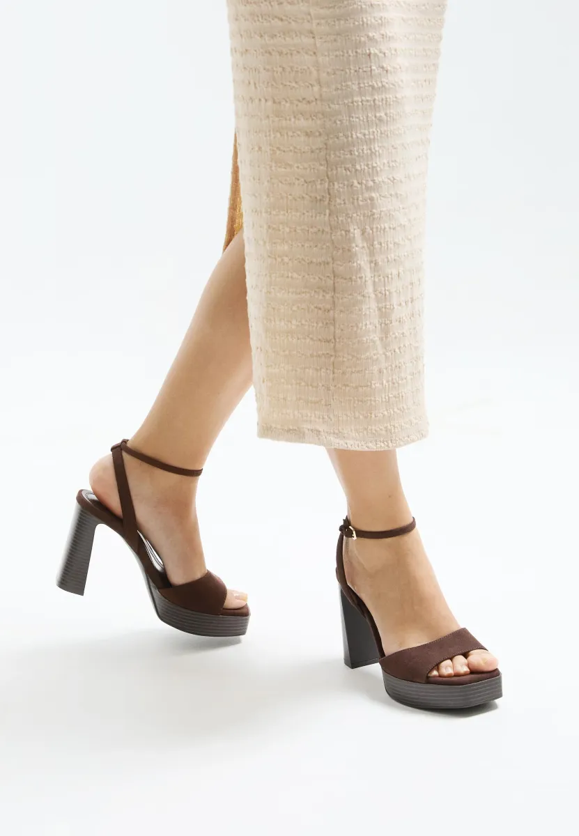 High Heel Sandalette - brown