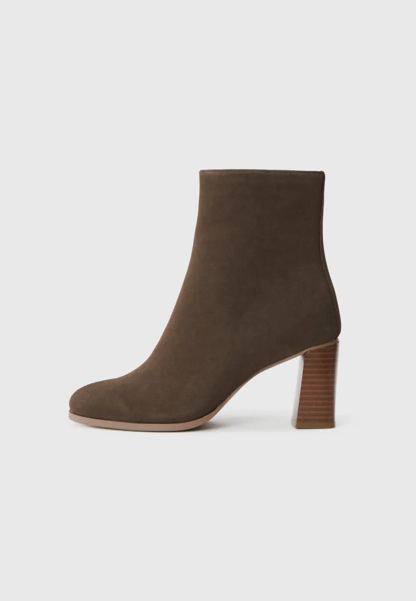 High Heel Stiefel - dark brown
