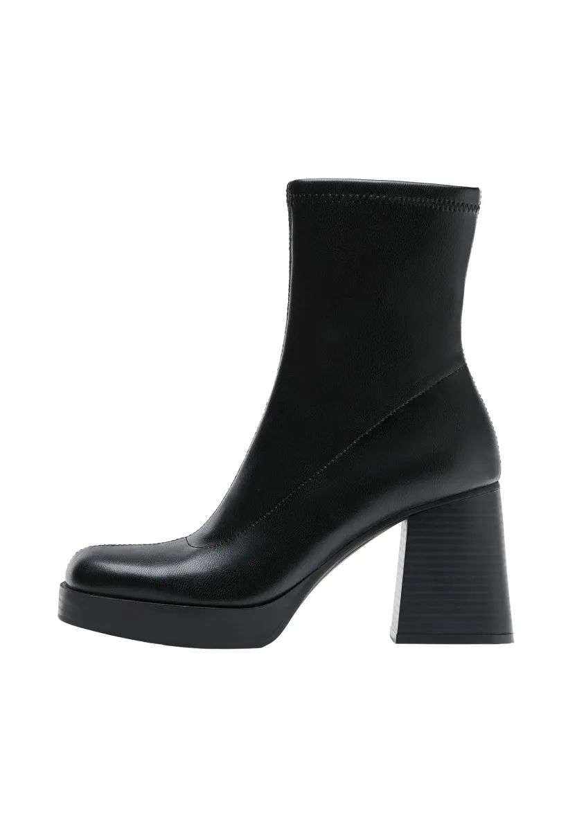 High Heel Stiefelette - black
