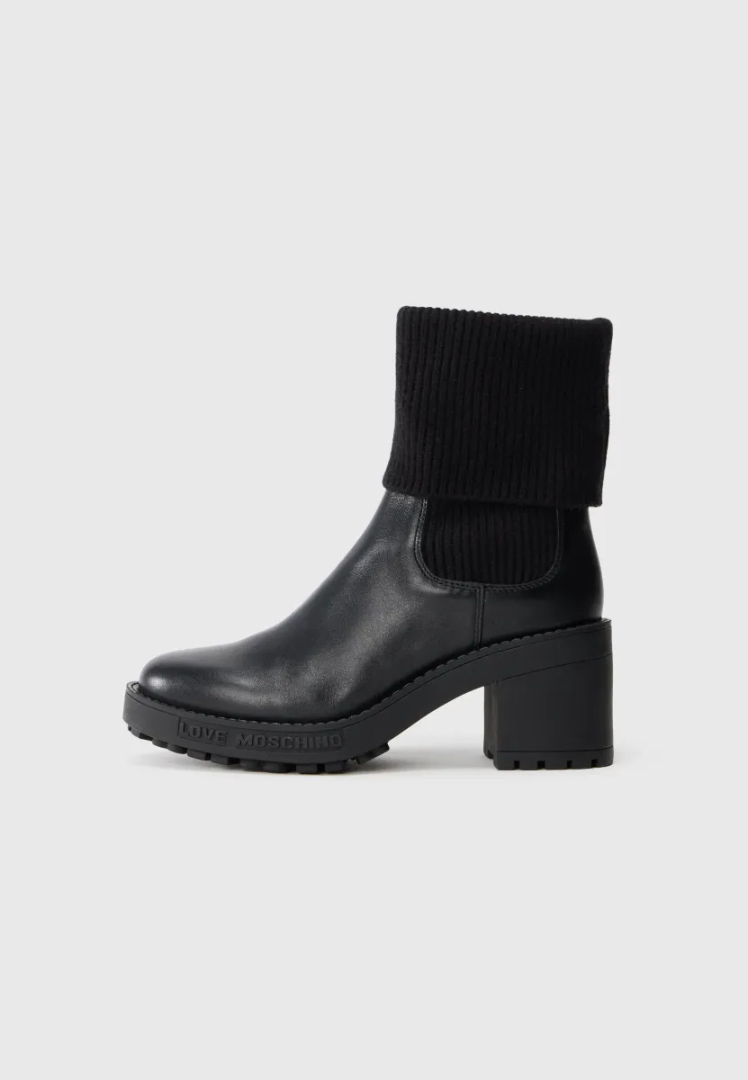 High Heel Stiefelette - black