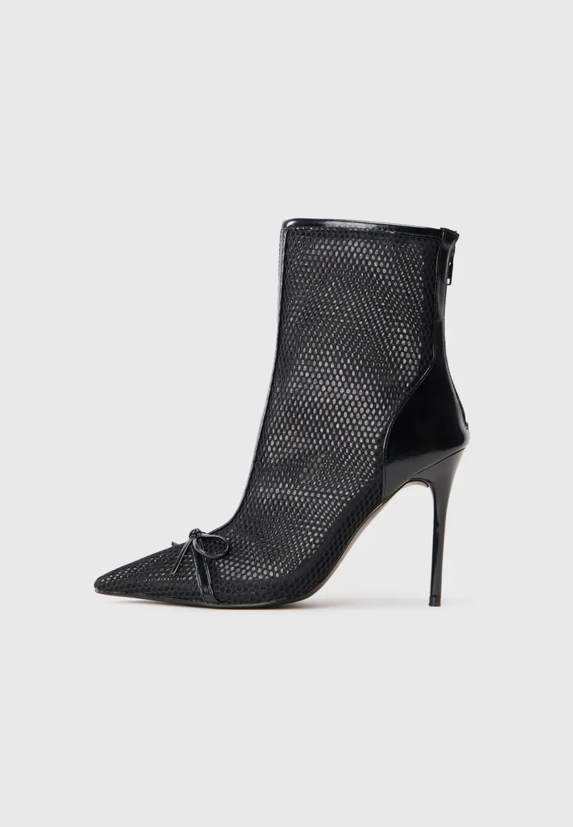 High Heel Stiefelette - black