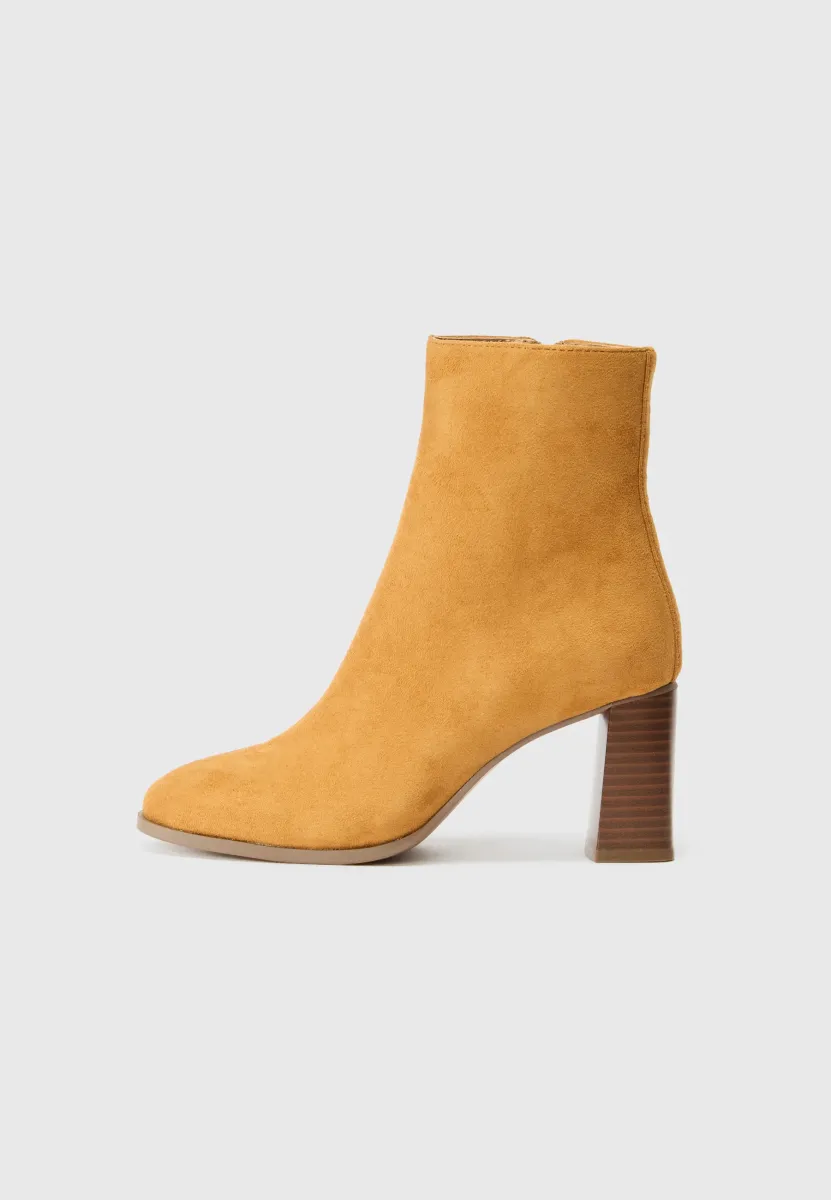 High Heel Stiefelette - cognac