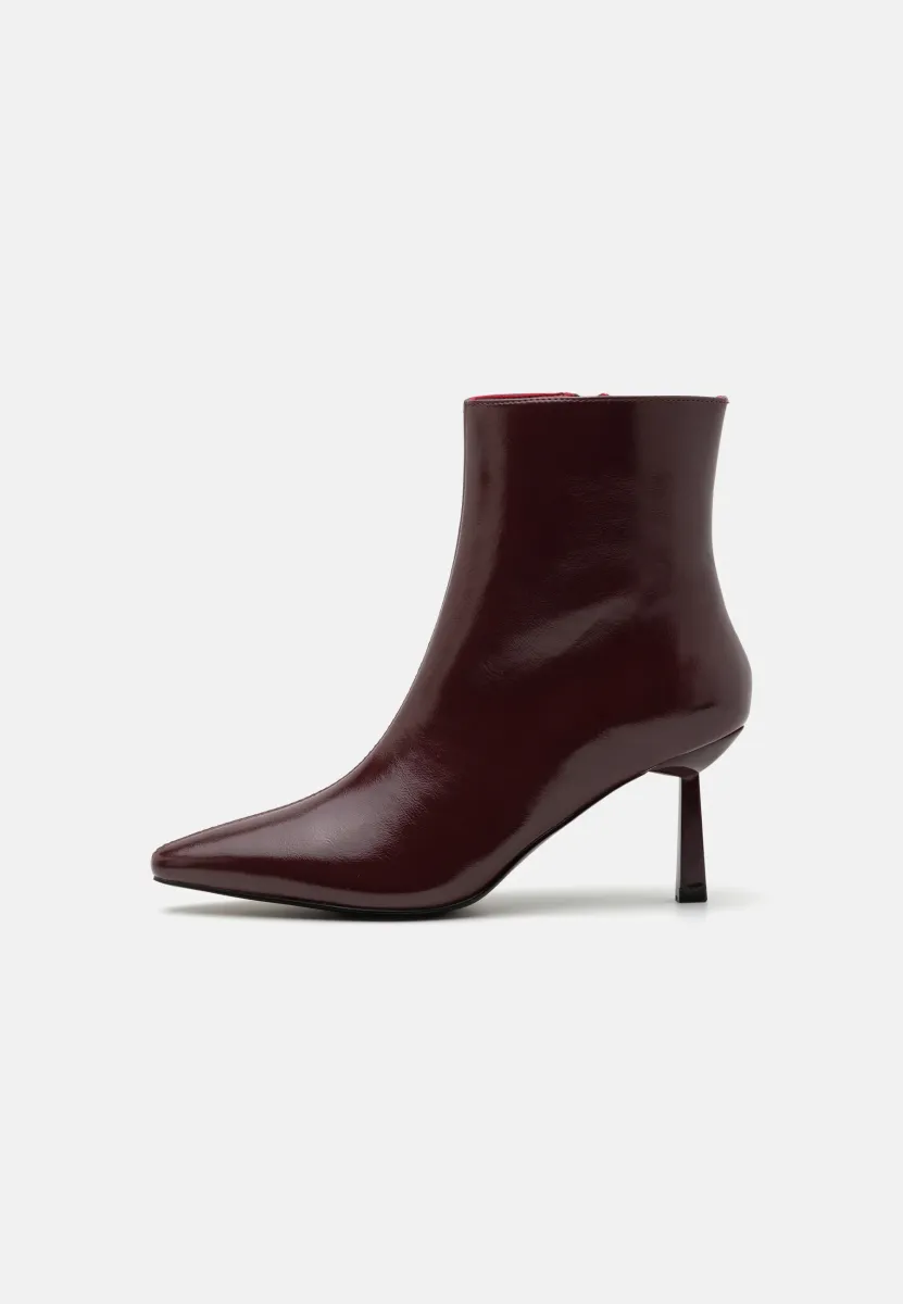 High Heel Stiefelette - dark red