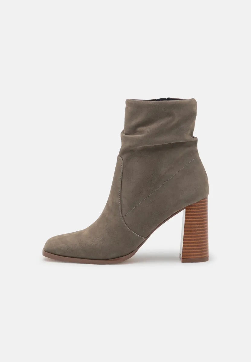 High Heel Stiefelette - grey