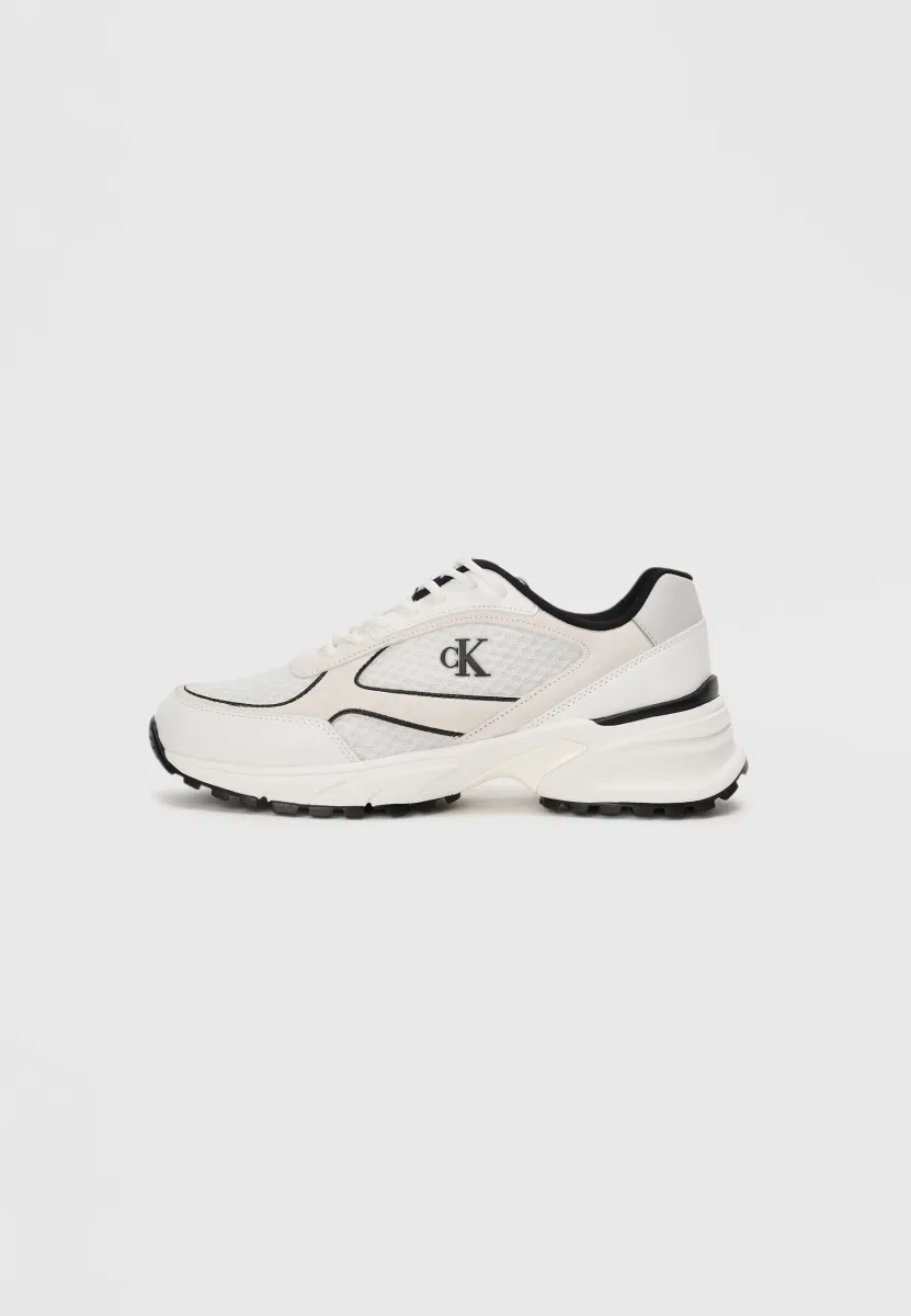HIKE RUNNER - Sneaker low - bright white/black