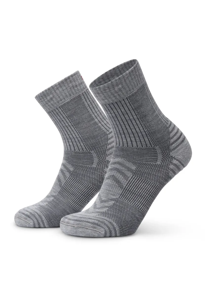 HIKING LIGHT - Sportsocken - light grey