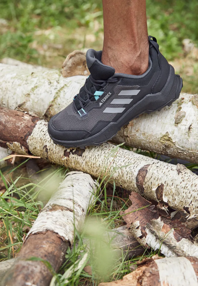 Hikingschuh - core black grey three mint ton