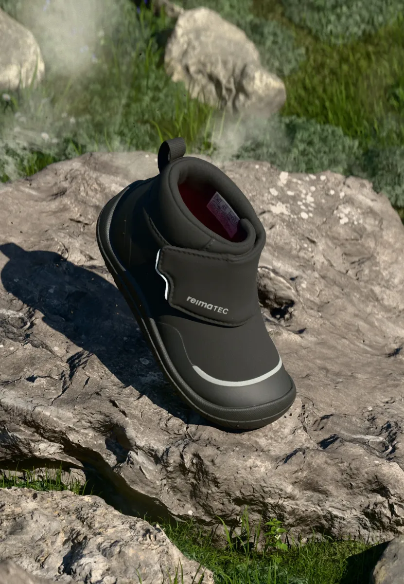 HYPPII UNISEX - Hikingschuh - black