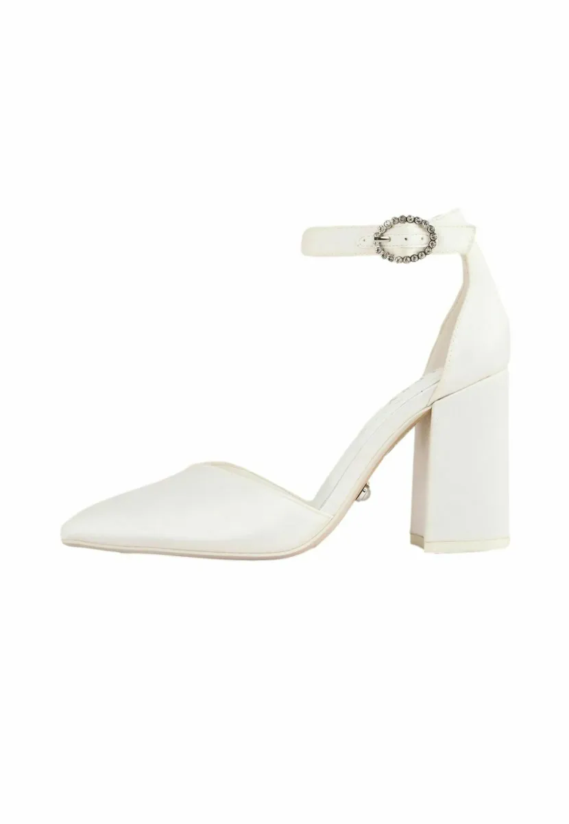 IVORY  - Pumps - white