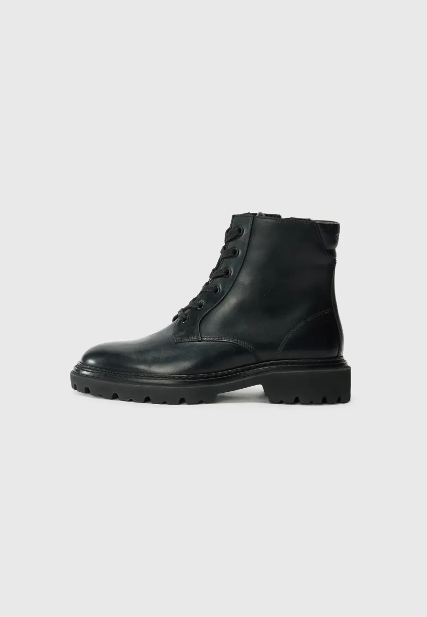IVYHILL - Stiefelette - black