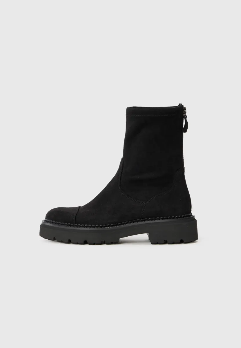 JACY - Stiefelette - black