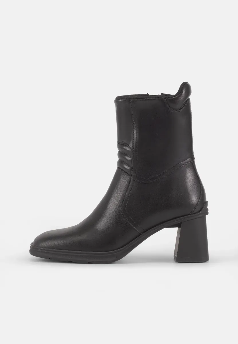JANINE - Stiefelette - black