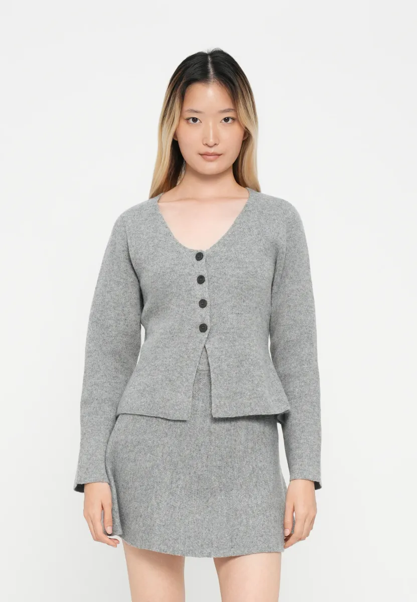 JDYLEA LIFE BUTTON CARDIGAN - Strickjacke - medium grey melange