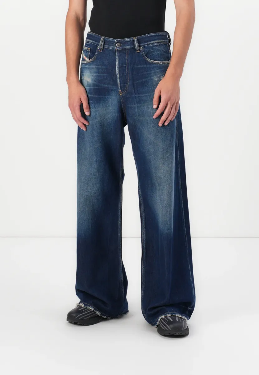 Jeans Relaxed Fit - 01