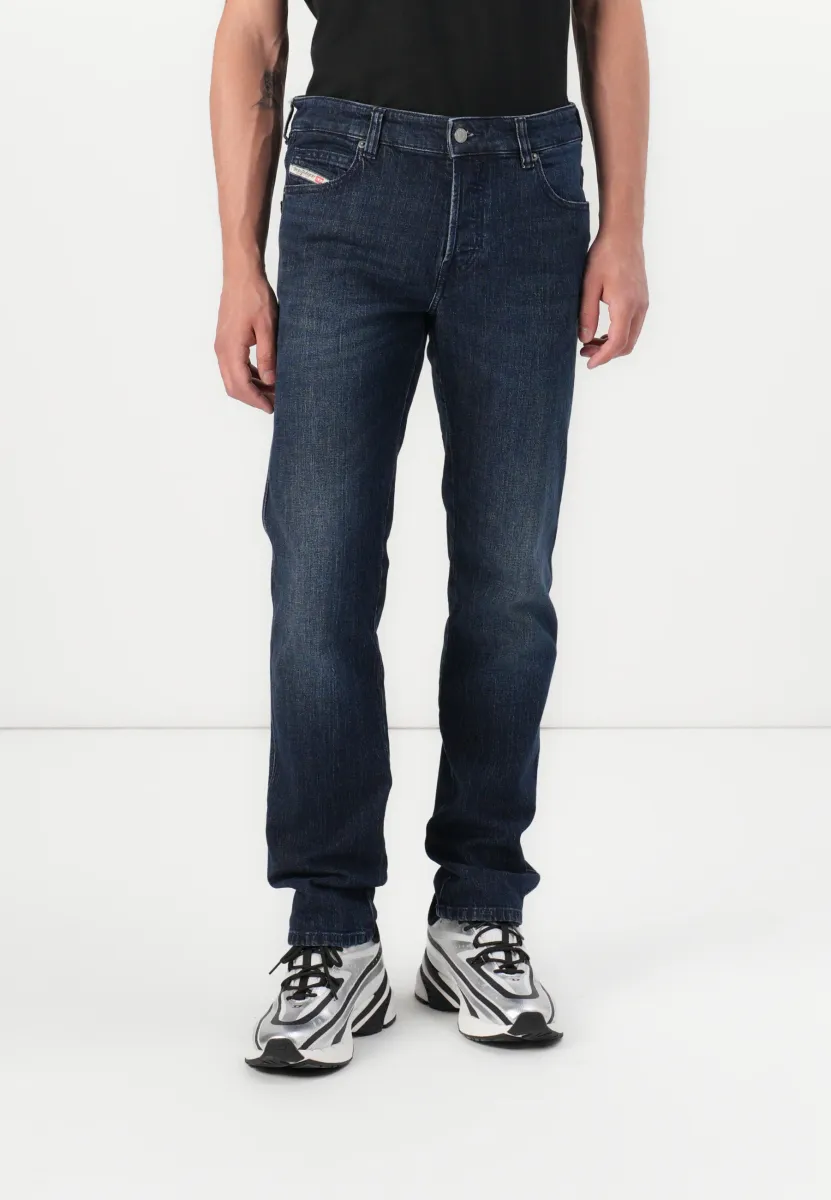 Jeans Straight Leg - 01