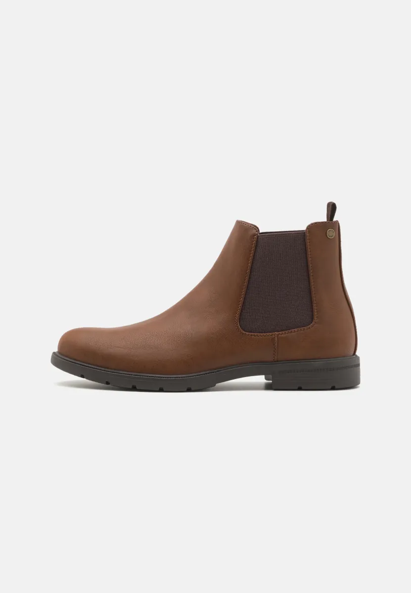 JFWFENCHURCH CHELSEA BOOT - Stiefelette - cognac