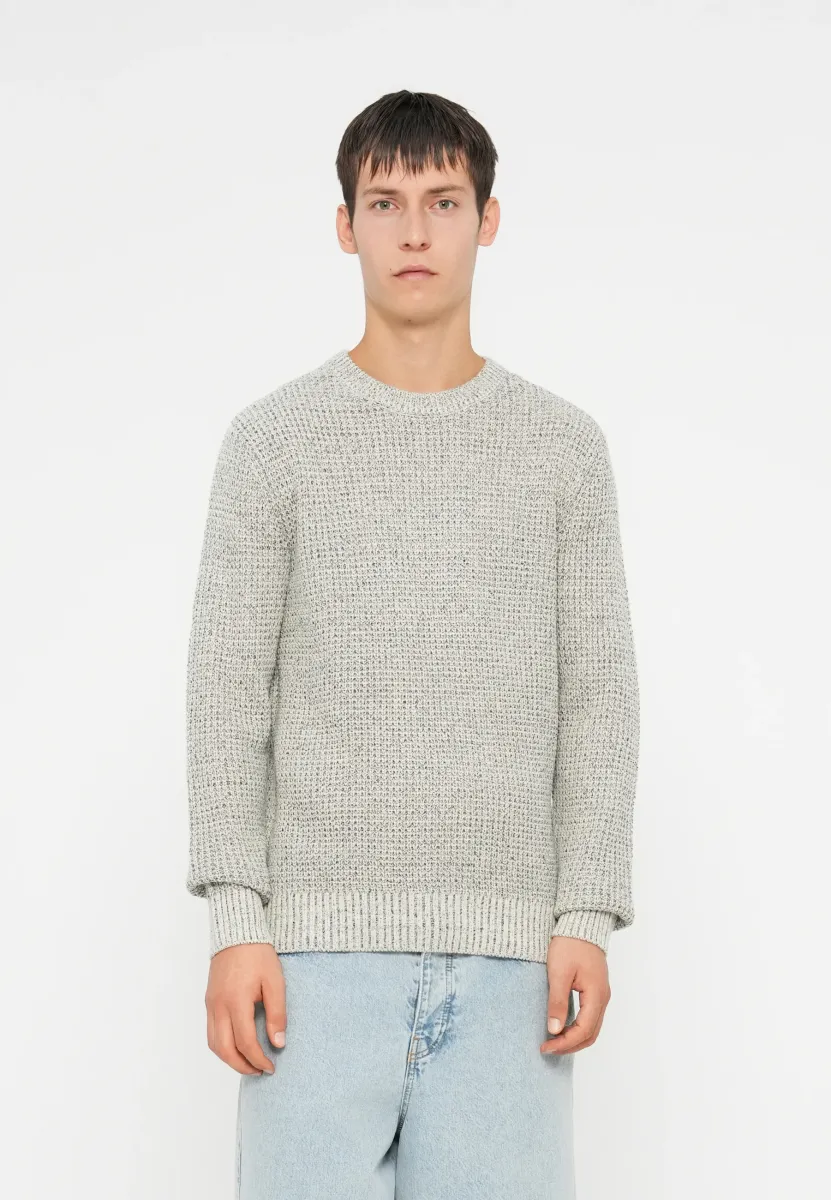JJGLOBAL CREW NECK - Strickpullover - moonbeam/black/white