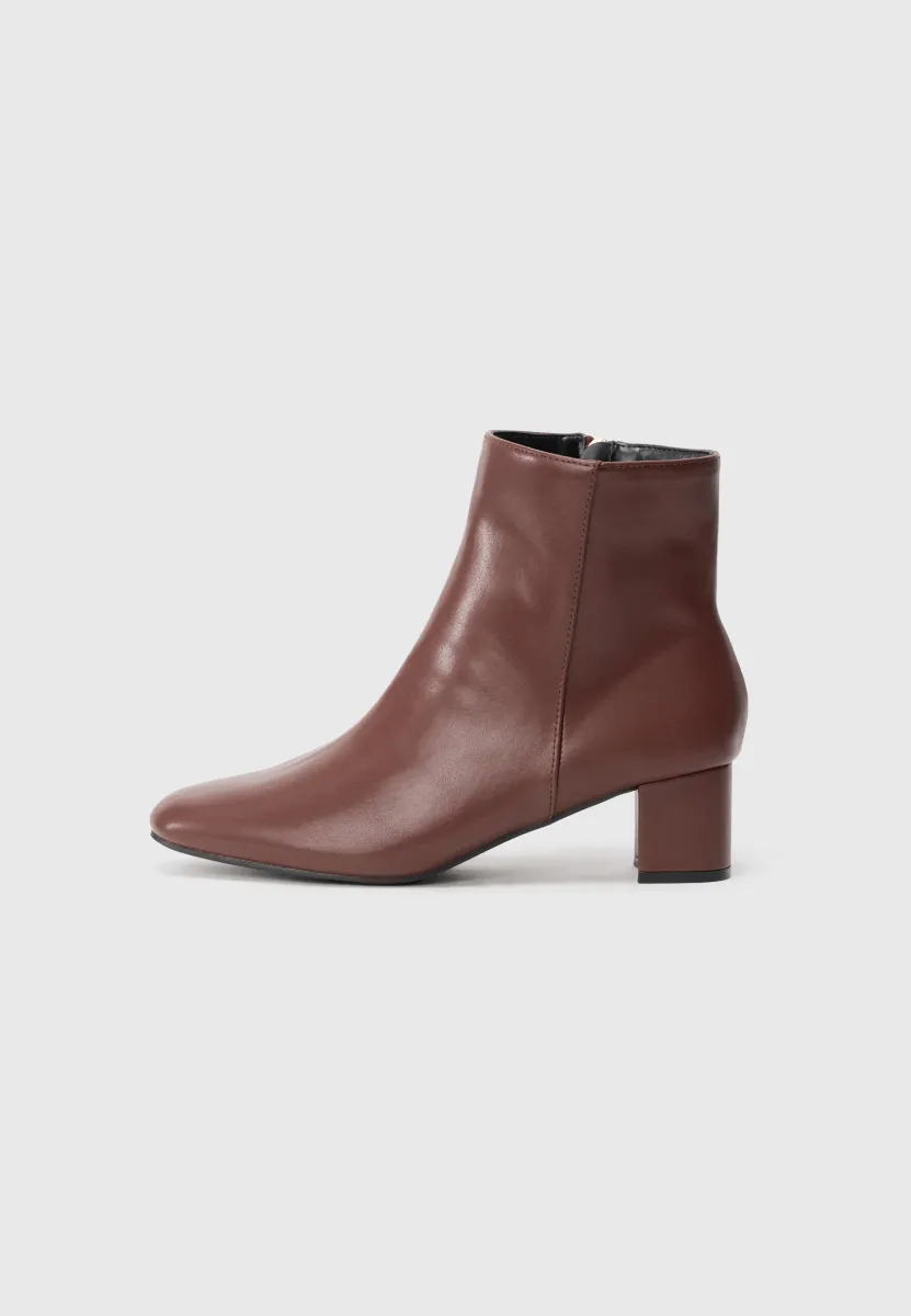JOANA - Stiefelette - brown