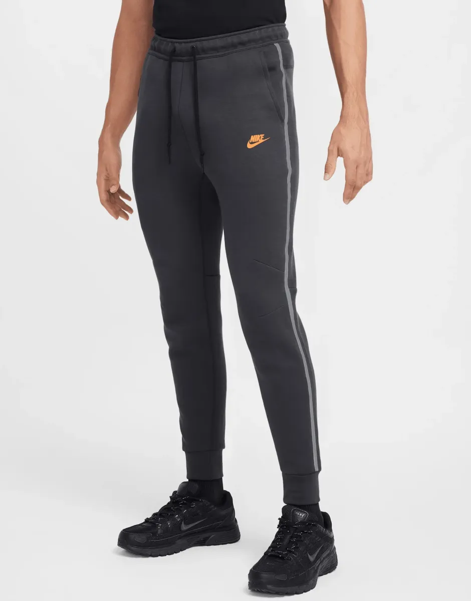 JOGGERS TECH - Jogginghose - anthracite safety orange