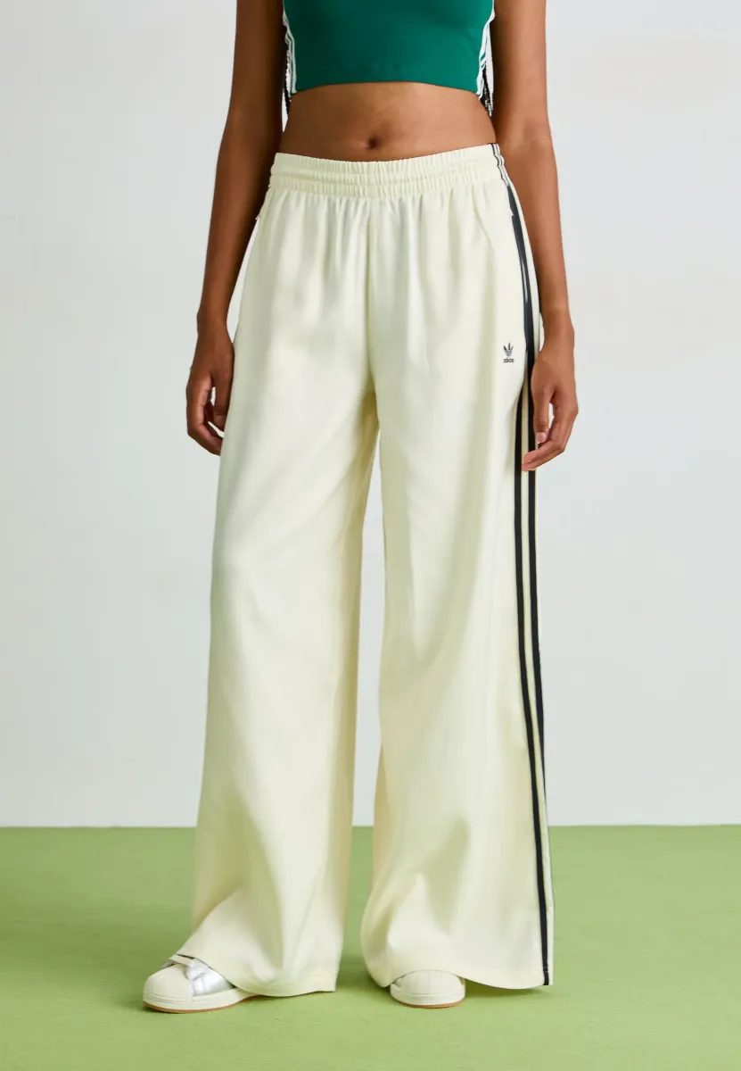Jogginghose - cream white/black
