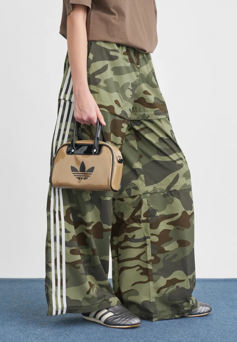 Jogginghose - orbit green