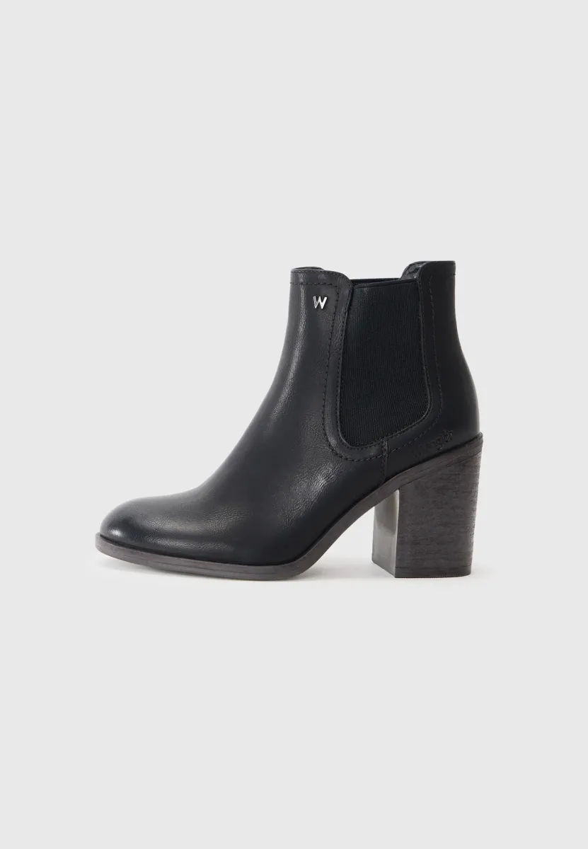 JOLISSA - Ankle Boot - black