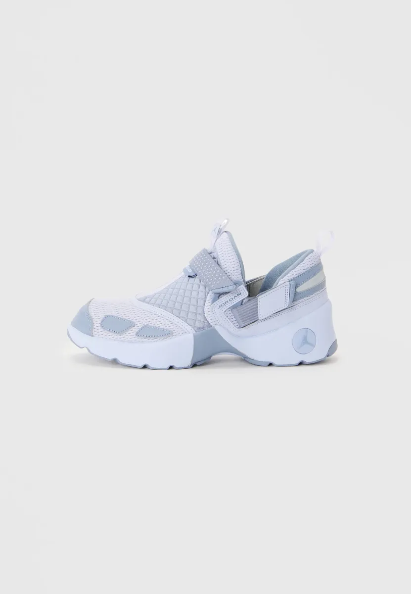 JORDAN TRUNNER LX - Sneaker low - ghost/pure platinum-coloured/ashen slate