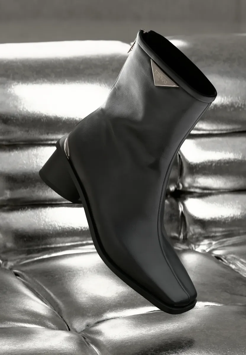 JULIE MID - Stiefelette - black