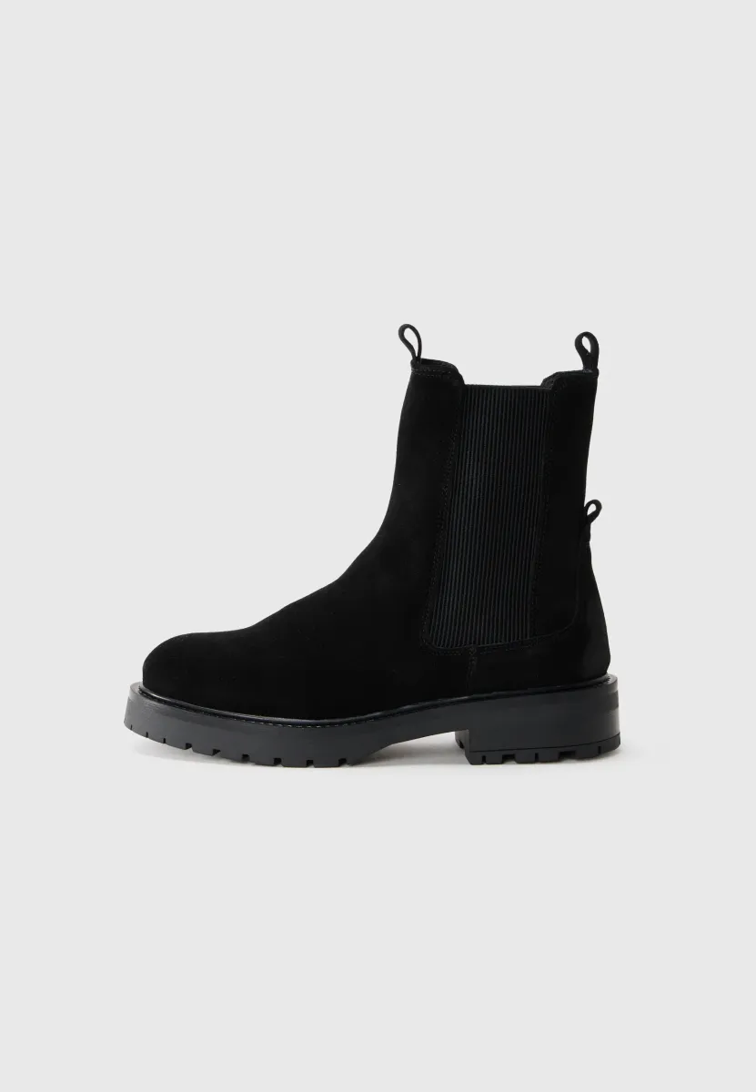 KATELYN - Stiefelette - black