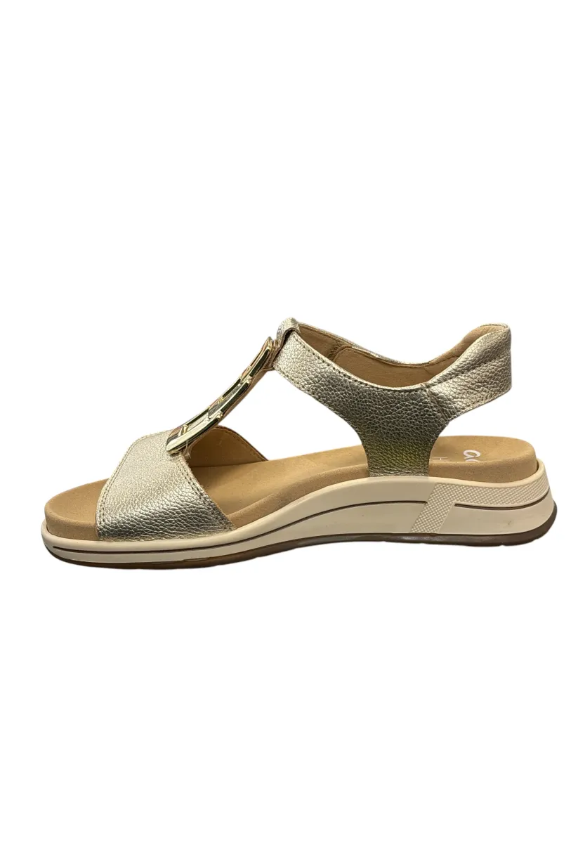 Keilsandalette - goud