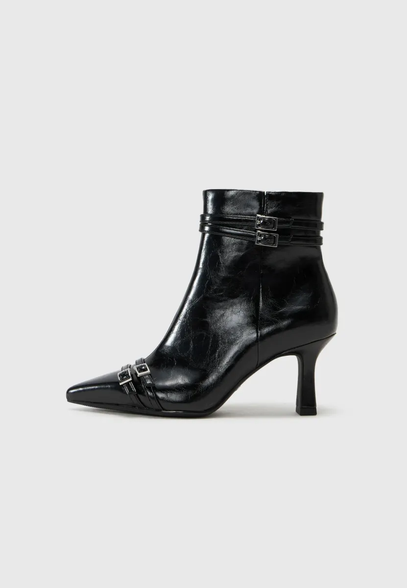 Keilstiefelette - black